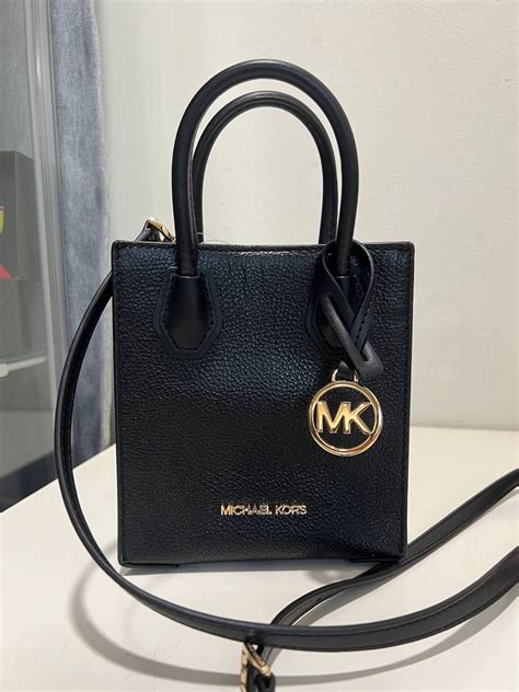 michael kors mercer xs ns shopper crossbody|Michael Kors women's Mercer Pebbled Leather NS Shopper .